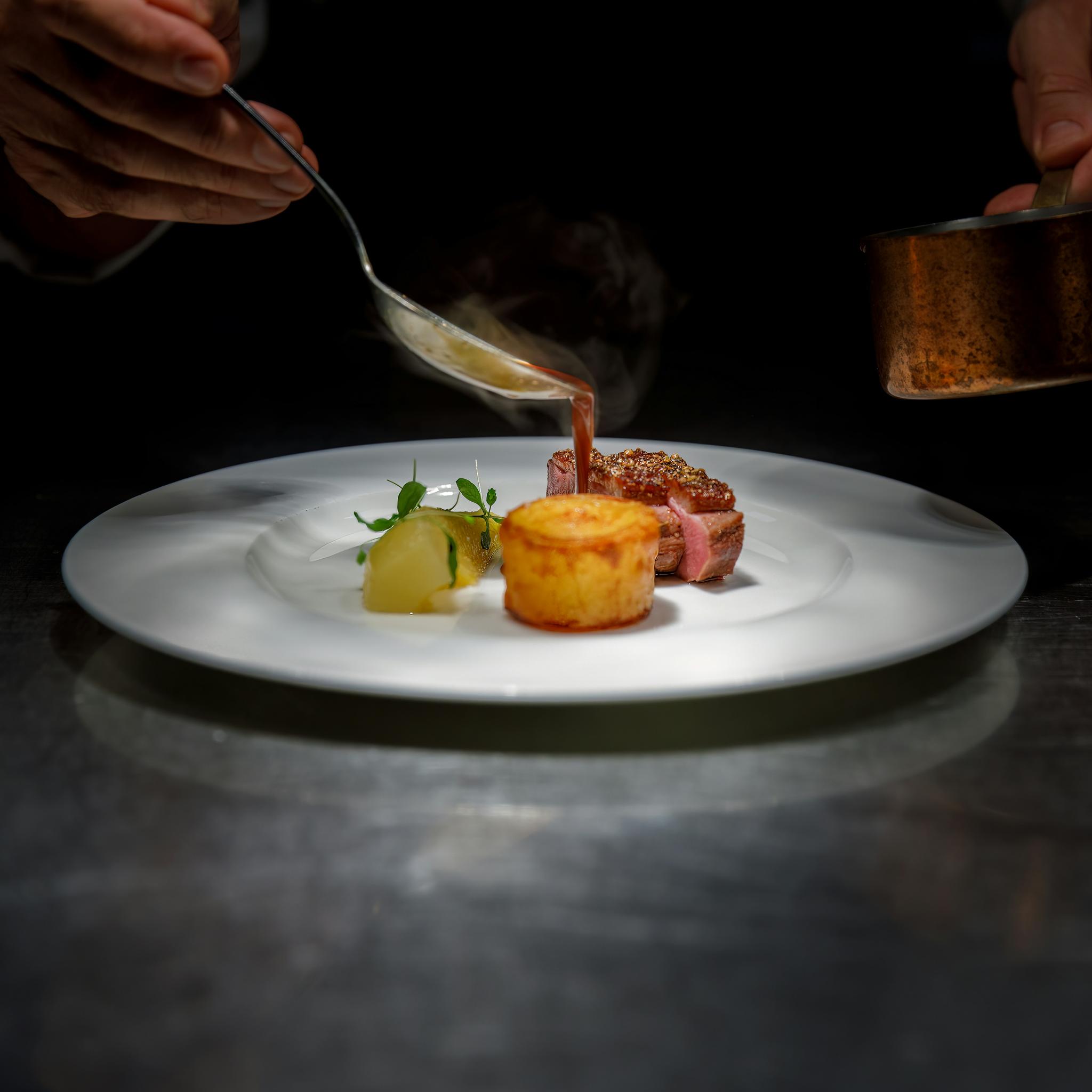 hands of a chef